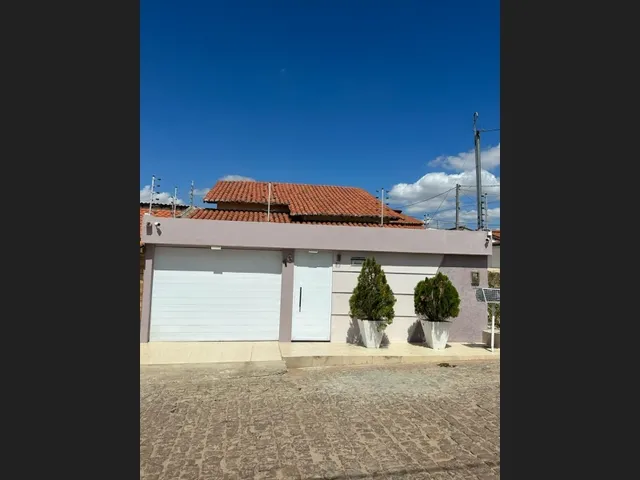 Imagem: Casa Mobiliada no Bairro Nova Roma