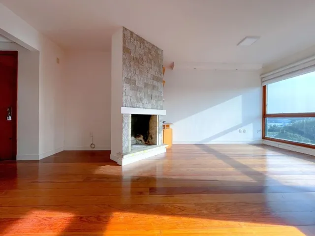 Imagem: O apartamento possui 2 Dormitórios, 1 Suíte, 2 Banheiros