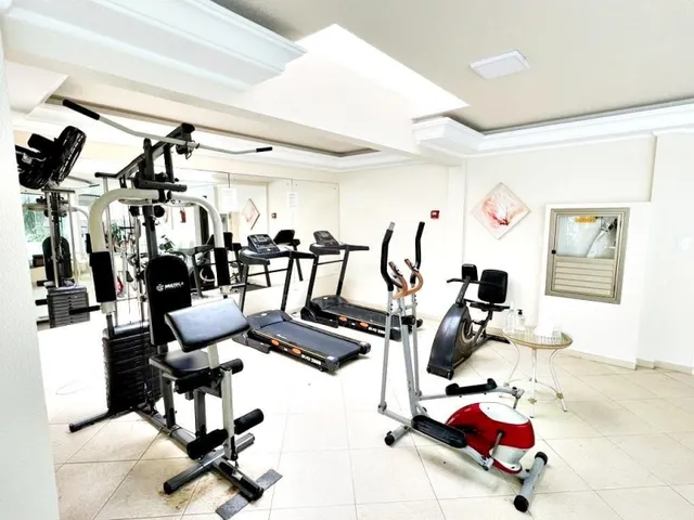 Imagem 3: 3 Suites, 2 Vagas, Mobiliado, Meia Praia