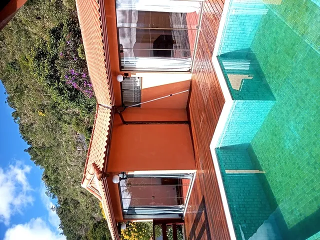 Imagem 16: Casa com 4 Dormitórios - Venda - Itaipava - Petrópolis/Rj