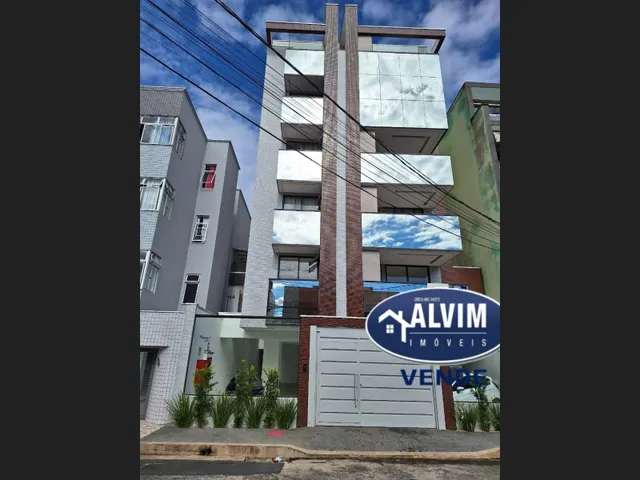 Imagem: O apartamento possui 3 Dormitórios, 1 Suíte, 1 Banheiro,