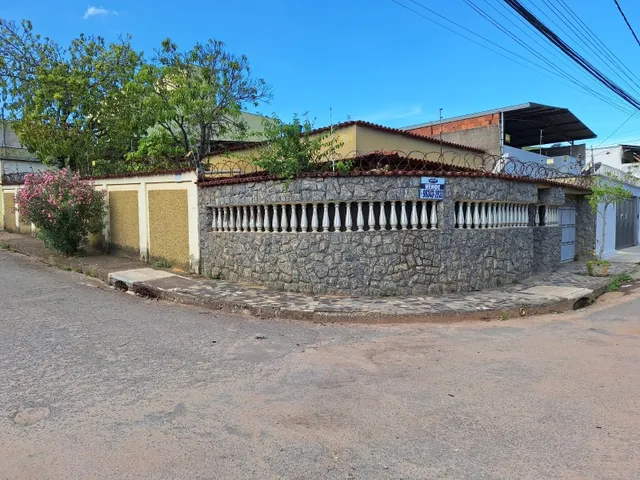 Imagem: Vende, Casa 03 Quartos, Bairro Parque das