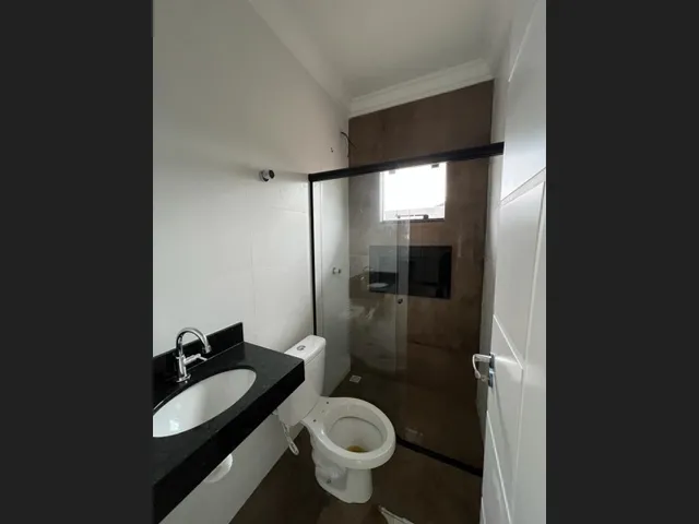 Imagem 10: Casas com 3 Dormitorios e Excelente Padrao de Acabamento e Localização