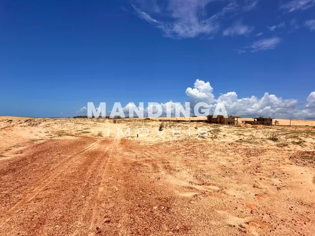 Imagem 8: Este Terreno com Vista para o Mar É a Escolha Certa para Quem Deseja Rentabilizar