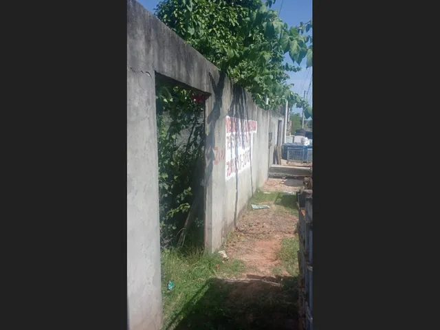 Imagem 3: Vendo Area Murada com Portão 7X33Mts. Area Residencial e Também para Comercio