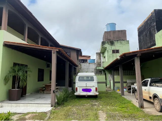 Imagem 4: Aluga-Se Residência / Área Comércial Grande com 8 Quartos
