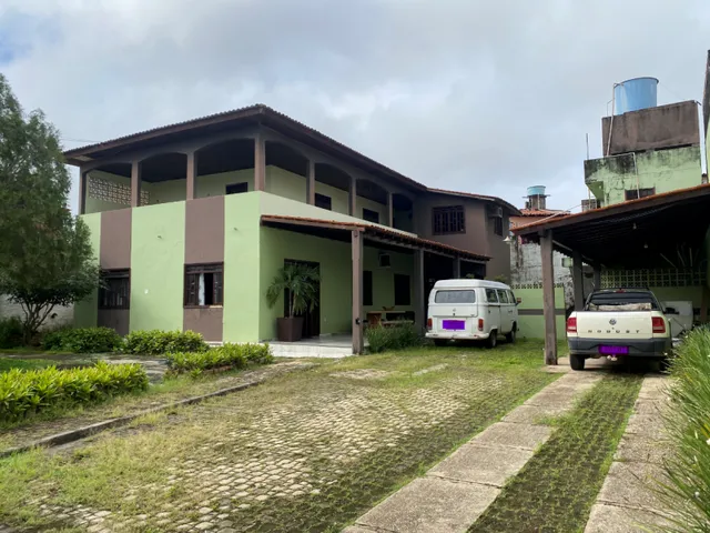 Imagem 5: Aluga-Se Residência / Área Comércial Grande com 8 Quartos