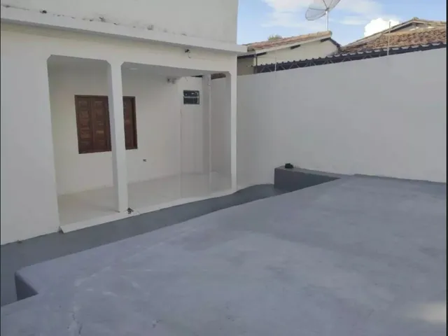 Imagem: Aluga-Se Casa 3/4, Garagem, C/ Excelente