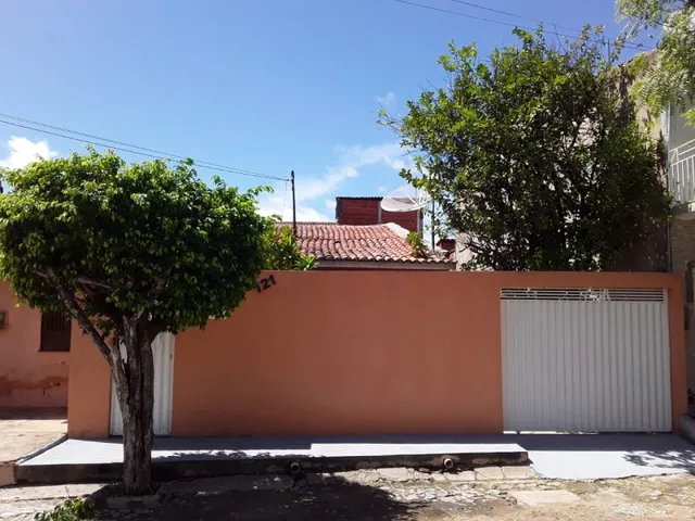 Imagem: Casa À Venda em Várzea Alegre - Ce