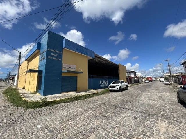 Imagem: Galpão com Ponto Comercial em Parnamirim