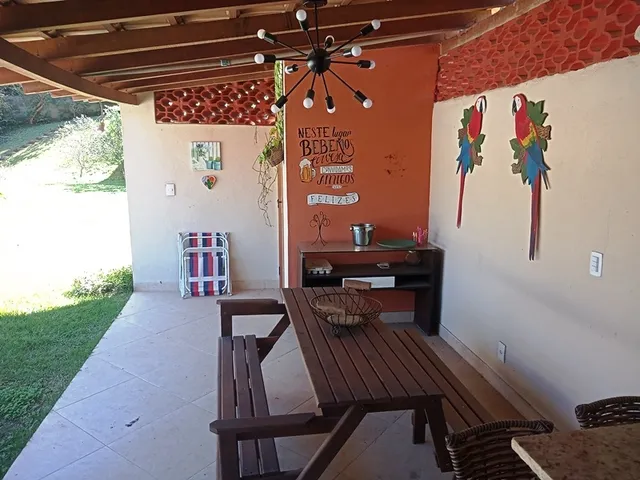 Imagem: Casa de Condomínio com 4 Quartos À Venda