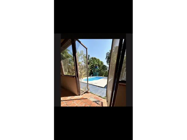 Imagem 5: Suítes Climatizadas com Piscina e Wi-Fi