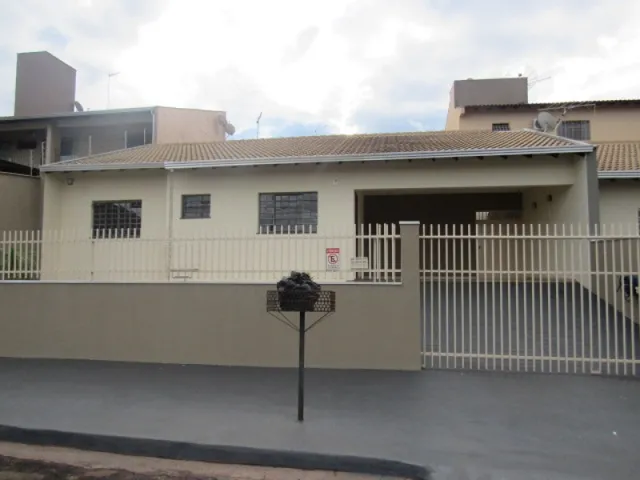 Imagem: Alugo Minha Linda Casa Centro com Cozinh