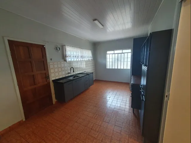 Imagem 4: Alugo Casa Residencial/Comercial, 3 Quartos + Edícula, Centro. Verona Novo/Tec´s/Torre