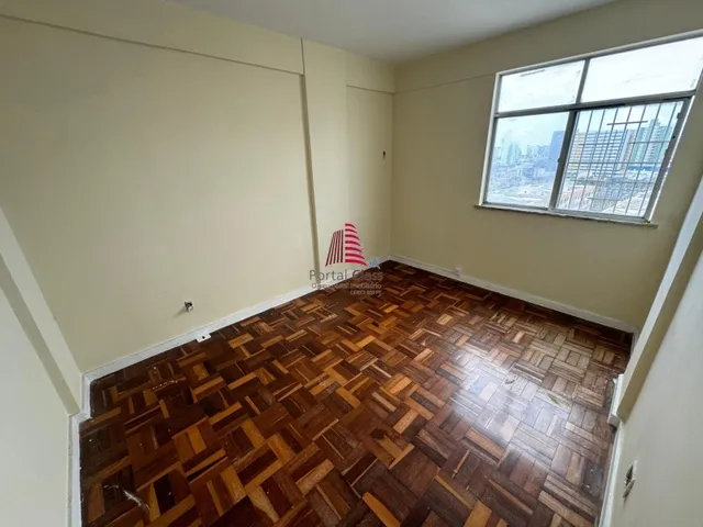 Imagem 12: Cód.:1-613 - 2 Apts por Andar; 4/4 por R$ 330 Mil no Condomínio Edifício Florença