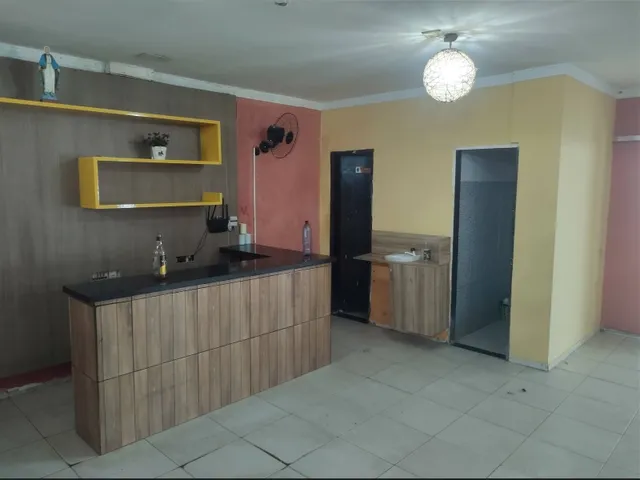 Imagem: O studio possui 6 Banheiros, 5 Vagas na garagem, Direto com