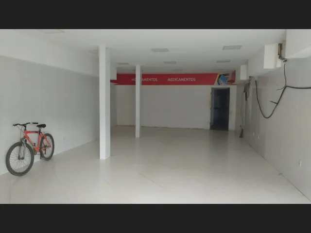Imagem: A sala comercial possui 180m² de Área e está localizado