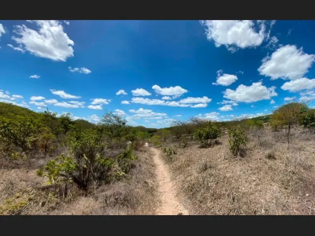 Imagem: O terreno possui 12.000m² de Área e está localizado em