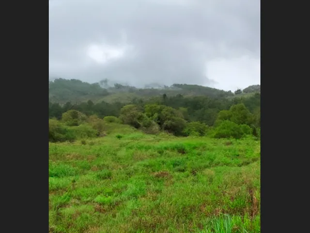 Imagem: O terreno possui 15.100m² de Área e está localizado em