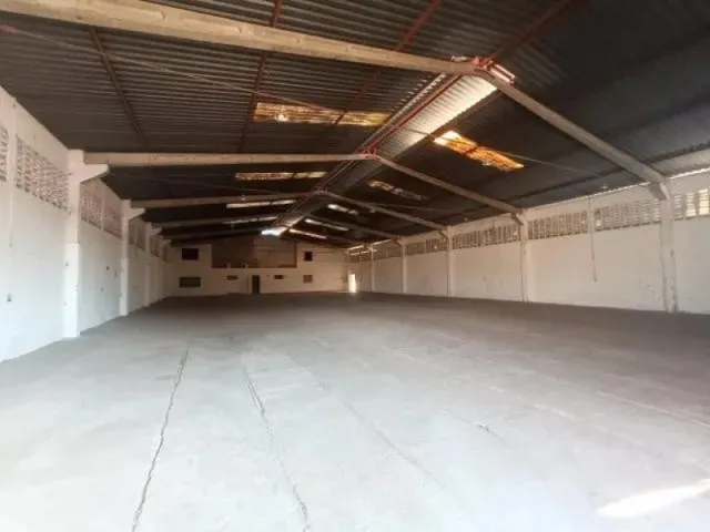 Imagem 2: Galpão Comercial - Distrito Industrial - 03 Docas - 3952M²