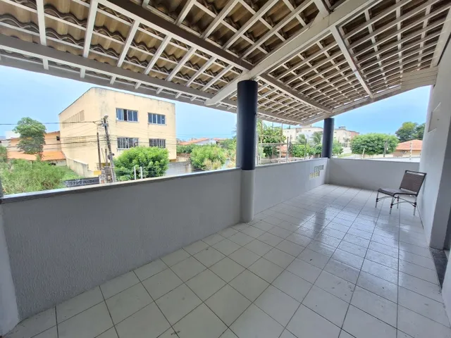 Imagem: Casa na Cidade dos Funcionários C/ Piscina