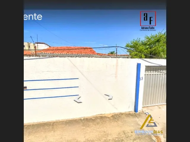 Imagem 16: Casa Varandada com Quintal Amplo no Icaraí