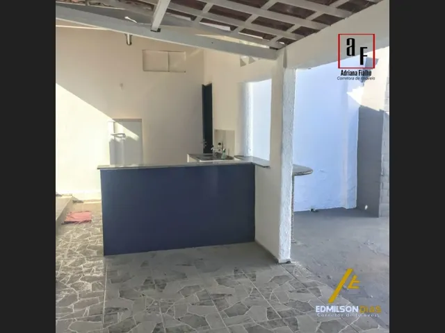 Imagem 9: Casa Varandada com Quintal Amplo no Icaraí