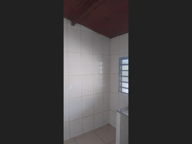 Imagem: Alugo 2 Comodos Quarto com Banheiro e Cozinha