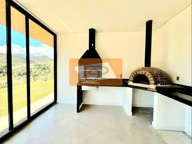 Imagem 4: Itaipava, Casa com 3 Quartos. Imóvel Novo!
