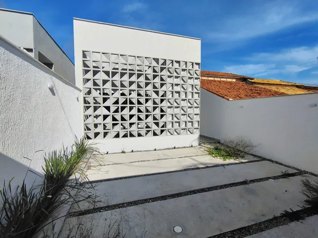 Imagem: Casa em Itaipuaçu com 3 Quartos a Venda