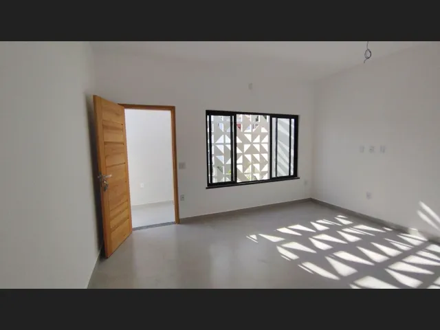Imagem 8: Casa em Itaipuaçu com 3 Quartos a Venda