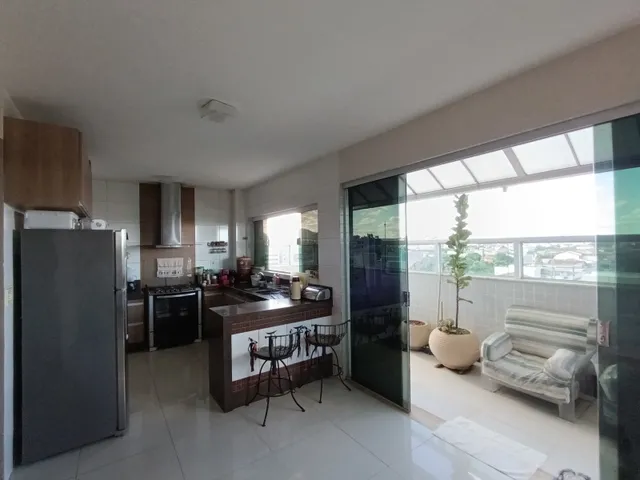 Imagem 3: Montes Claros/Mg - Cobertura Duplex À Venda com 3 Quartos, 4 Banheiros, 2 Vagas e 176M²
