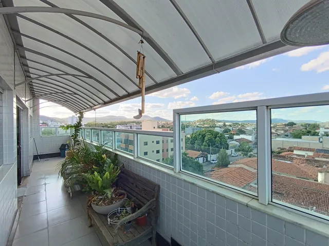 Imagem 8: Montes Claros/Mg - Cobertura Duplex À Venda com 3 Quartos, 4 Banheiros, 2 Vagas e 176M²