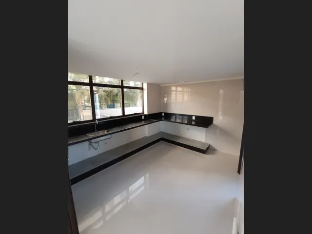 Imagem 5: Montes Claros/Mg - Apartamento À Venda com 4 Quartos, 5 Banheiros, 2 Vagas e 295M²