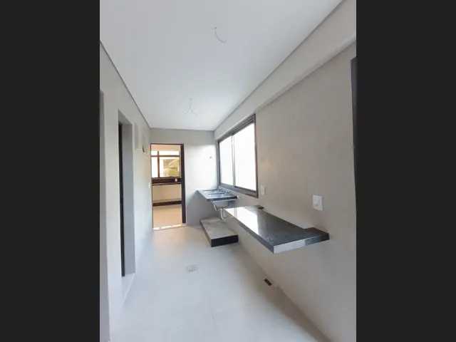 Imagem 8: Montes Claros/Mg - Apartamento À Venda com 4 Quartos, 5 Banheiros, 2 Vagas e 295M²