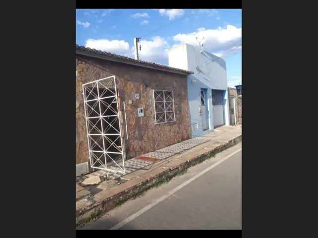 Imagem 2: Excelente Oportunidade pra Vender Logo Vende-Se Uma Casa Abaixo do Preço no Centro