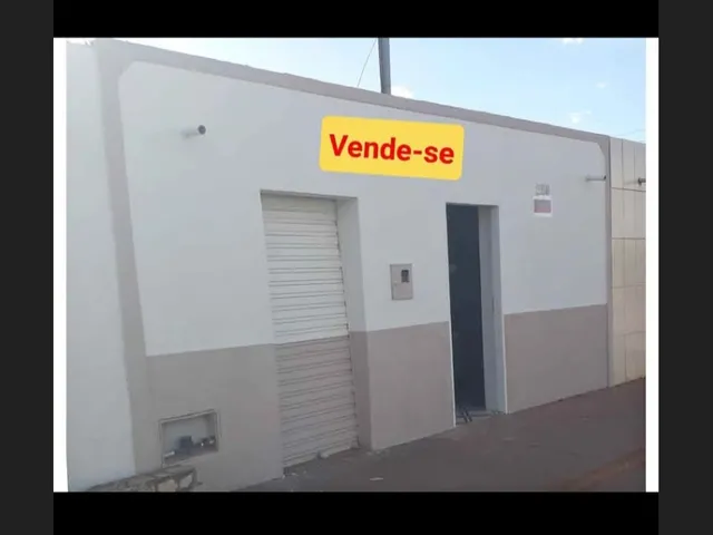 Imagem 1: Oportunidade Vende-Se Uma Casa Próximo Afeira de Abastecimento no Centro