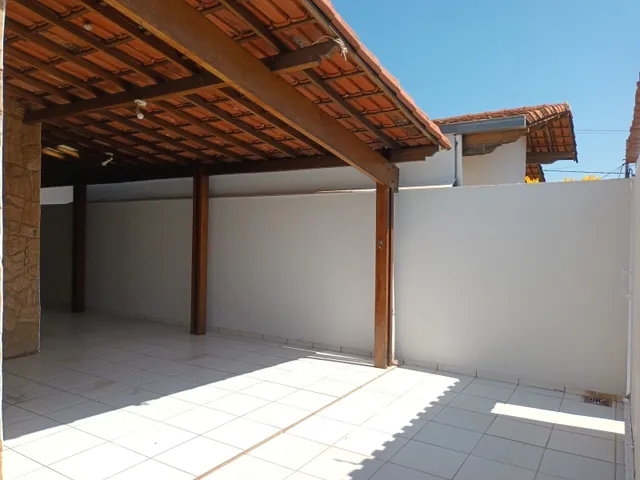 Imagem 12: Excelente Casa À Venda, com 2 Quantos, 2 Banheiros e 2 Vagas de Garagem