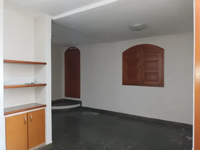 Imagem 9: Excelente Casa À Venda, com 2 Quantos, 2 Banheiros e 2 Vagas de Garagem