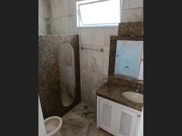 Imagem 8: Excelente Casa À Venda, com 2 Quantos, 2 Banheiros e 2 Vagas de Garagem