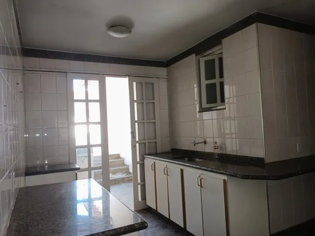 Imagem 10: Excelente Casa À Venda, com 2 Quantos, 2 Banheiros e 2 Vagas de Garagem
