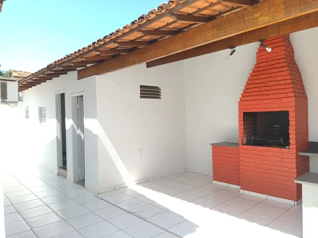 Imagem 15: Excelente Casa À Venda, com 2 Quantos, 2 Banheiros e 2 Vagas de Garagem