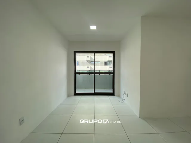 Imagem 5: Apartamento nas Graças | Varanda | 2 Quartos