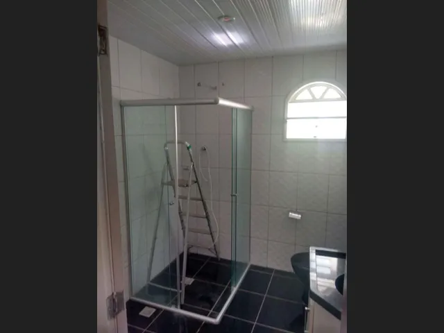 Imagem 6: Casa Centro Bicas Mg com 3 Qtos com Suite Garagem Area Interna e Externa Toda Reformada