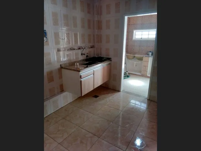 Imagem 7: Casa Centro Bicas Mg com 3 Qtos com Suite Garagem Area Interna e Externa Toda Reformada