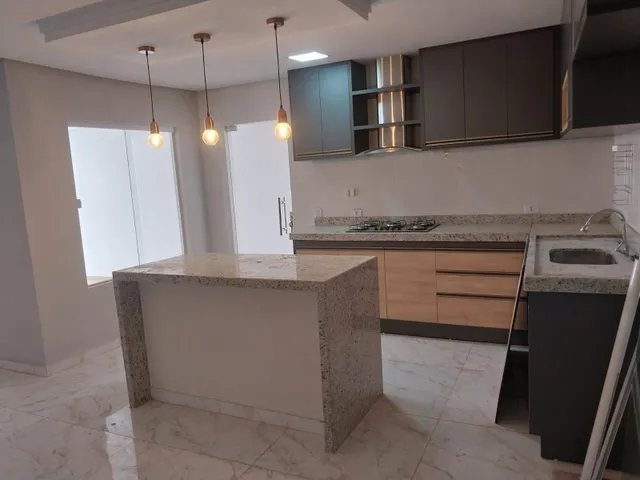 Imagem: Casa com Cozinha Planejada