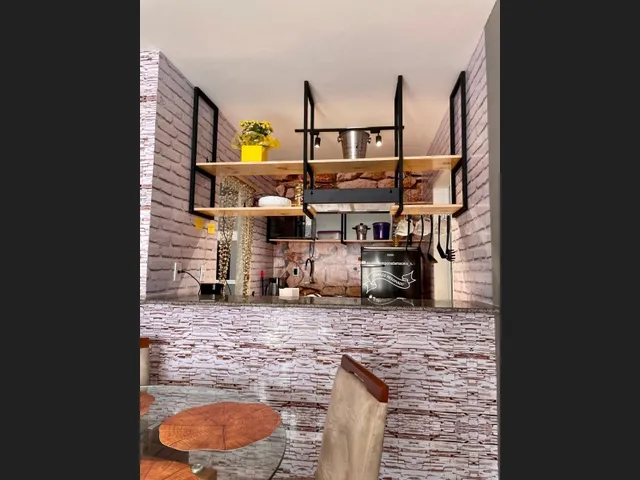 Imagem 9: Vendo Amplo Quarto e Sala Mobiliado em Ponta Verde