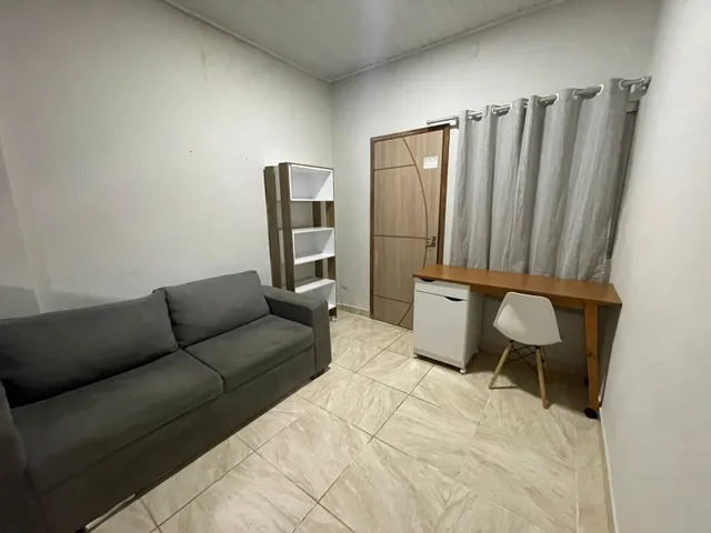 Imagem: O apartamento possui 1 Suíte, 1 Banheiro, Acomodam 2 pessoas