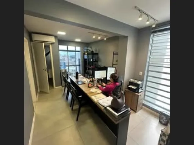 Imagem: Sala Comercial a Venda no Centro de Criciúma