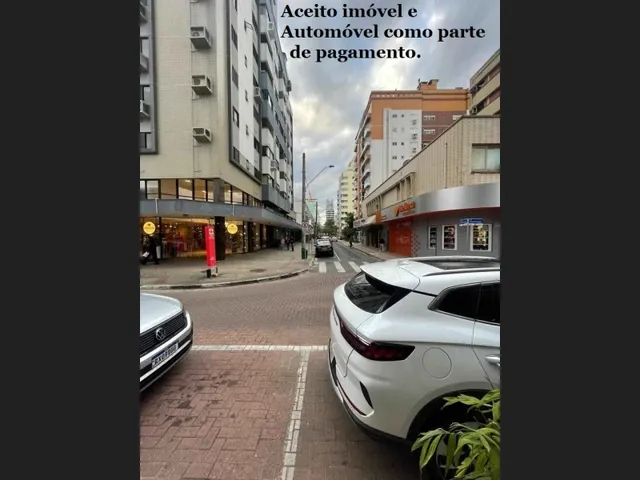 Imagem 2: Sala Comercial Térrea no Centro de Criciúma Catarina Gaidzisnki Trade Center